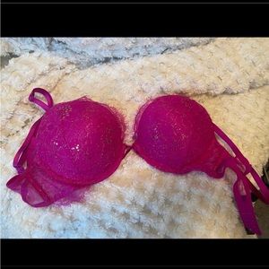 Victoria Secret Bombshell Bra 34B (NEW)